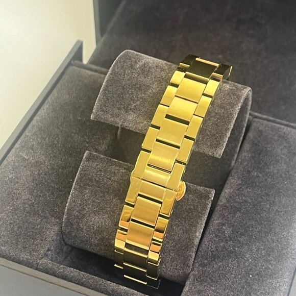 Gucci 4600L Series White Dial Stainless Steel Gold Tone Rectangle Women's Watch - Picture 6 of 6